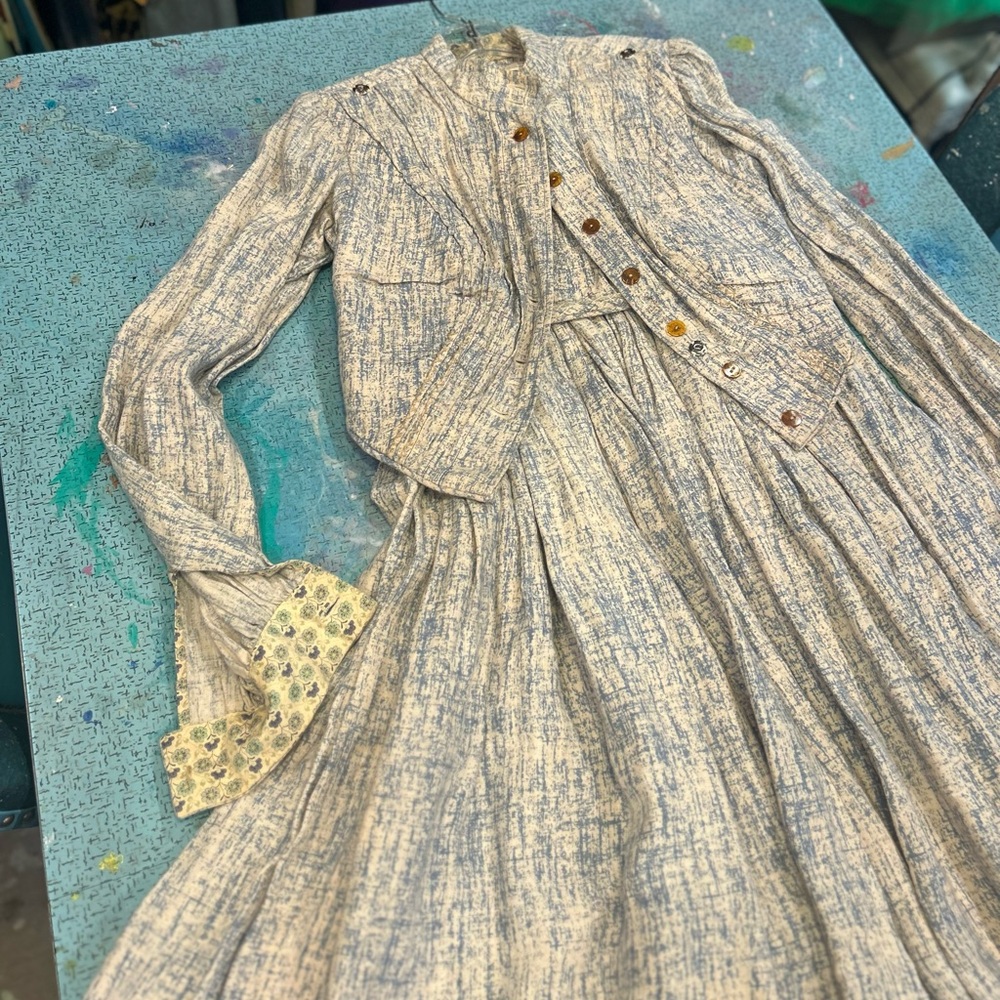Vintage Country Victorian Set